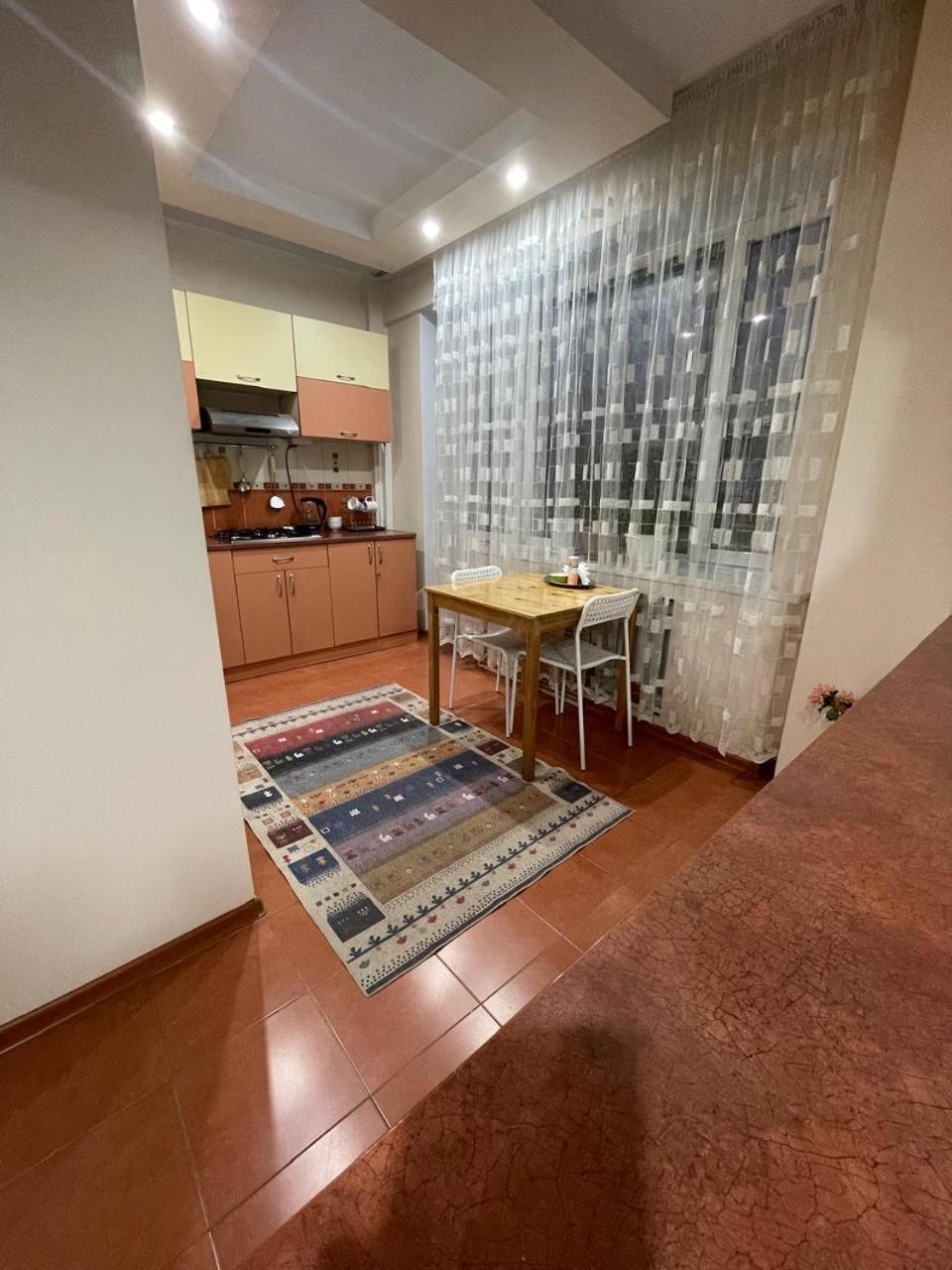 Apartament Flat Ałma Ata Zewnętrze zdjęcie